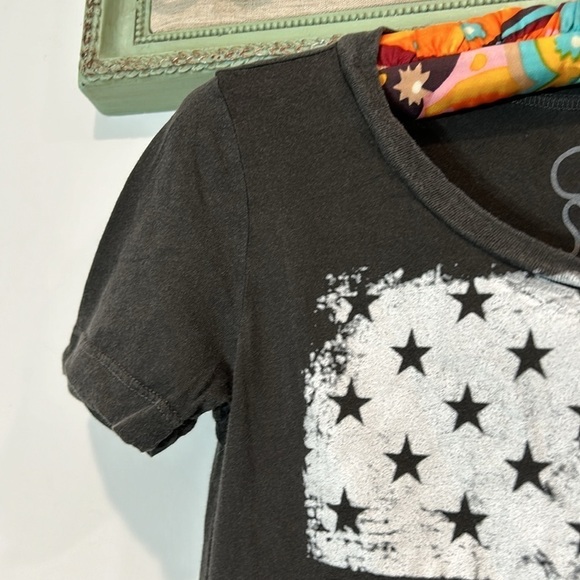 Chaser black white flag graphic short sleeve T-shirt women’s xs vintage wash - Picture 4 of 5
